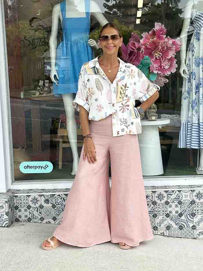 Blush Wide Leg Highwaisted Pants