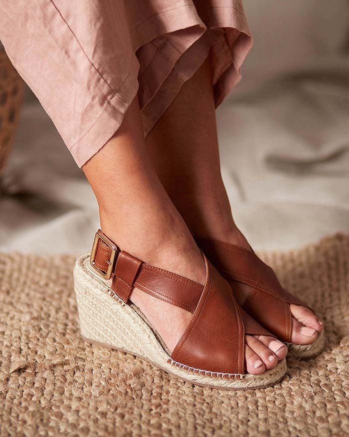 Vera Wedge Tan Style Me Luxe