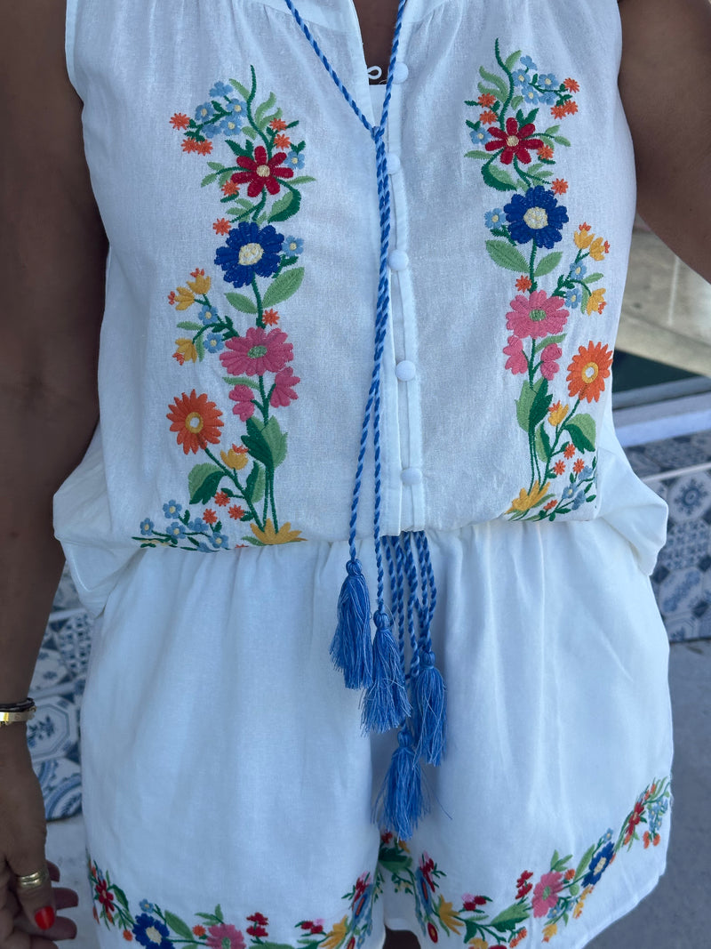 Seville Embroidered Shorts - White