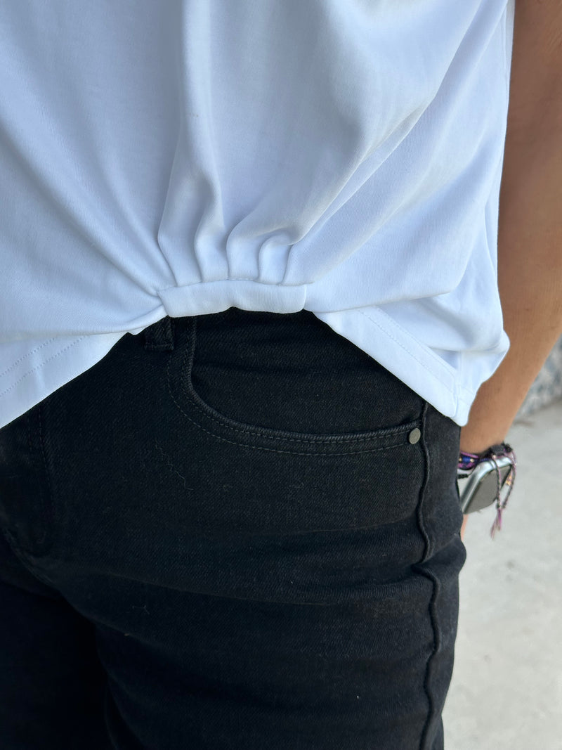 High Waisted Straight Leg Jean - Black Wash