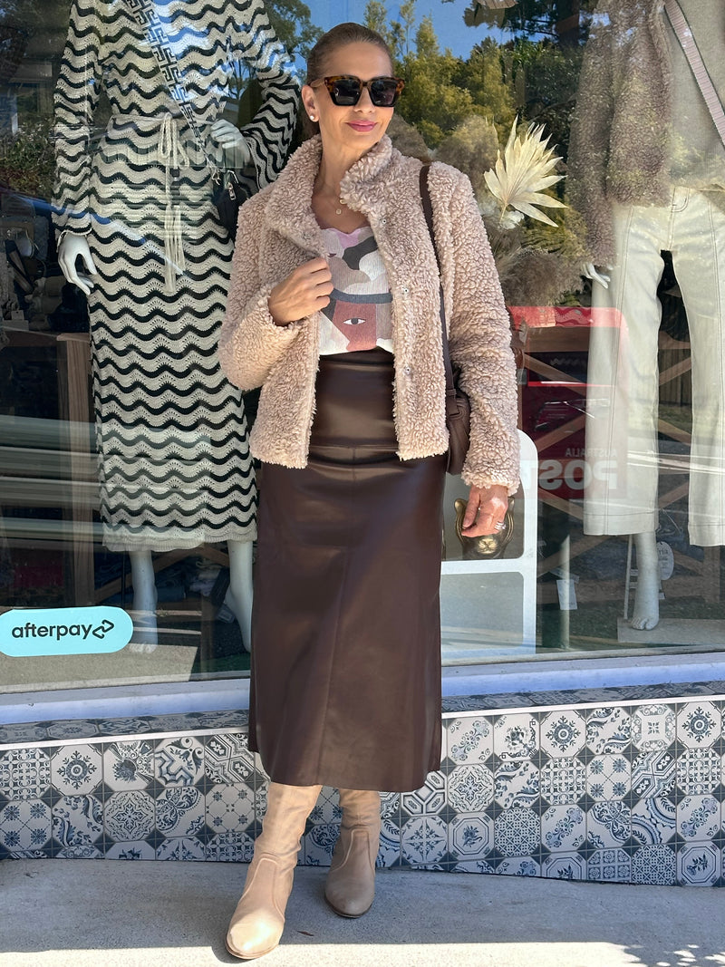 Bailey Fluffy Jacket - Sand