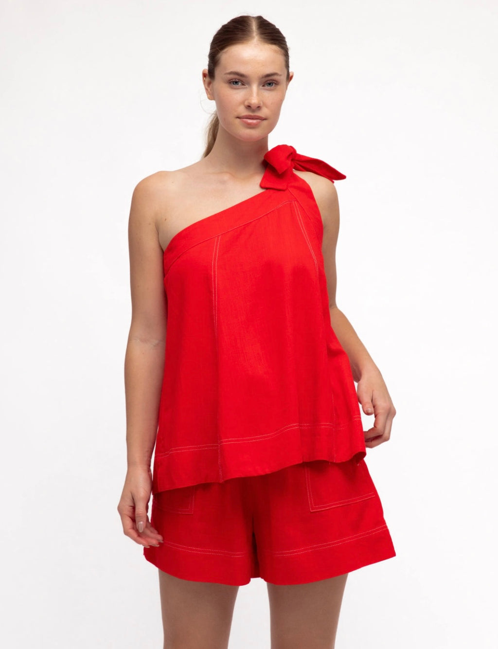 Carina Red Short