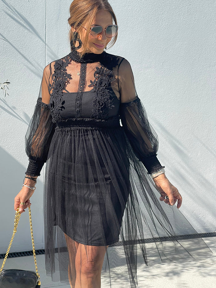 La Nuit Lace Dress