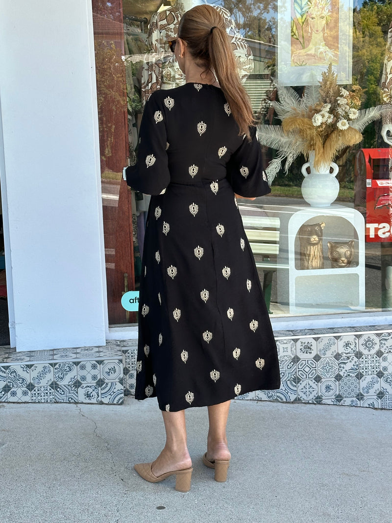 Evy Embroidered Midi Dress - Black
