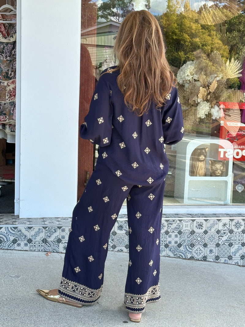 Evy Embroidery Pants