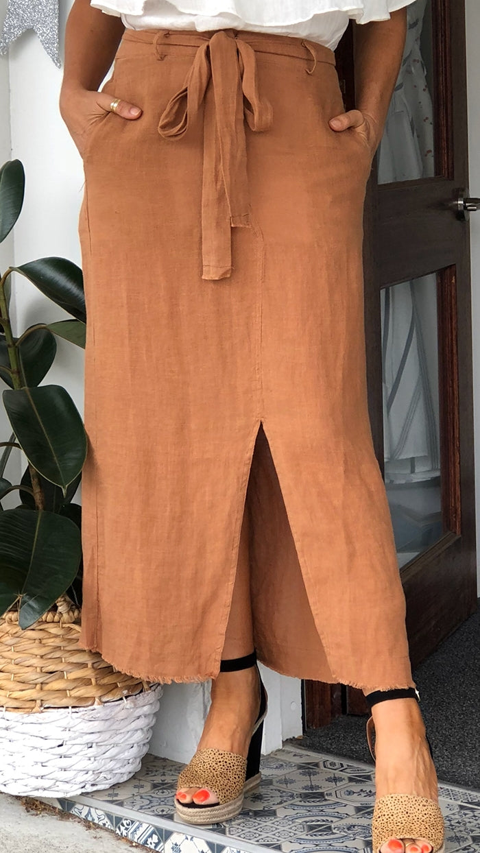 Boulevard Skirt - Tan