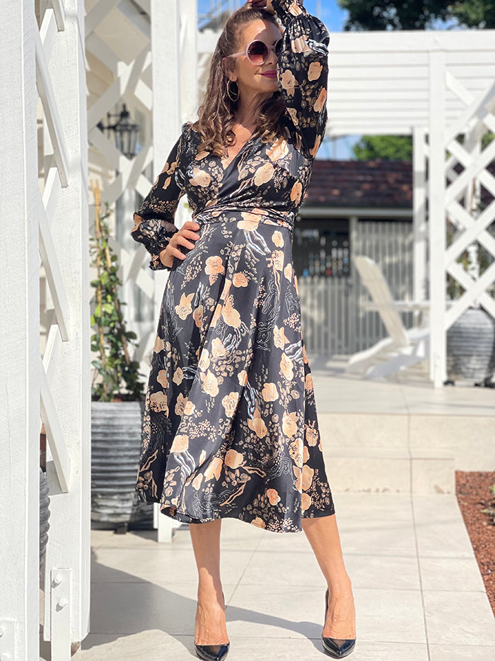 Lahirii Floral Dress