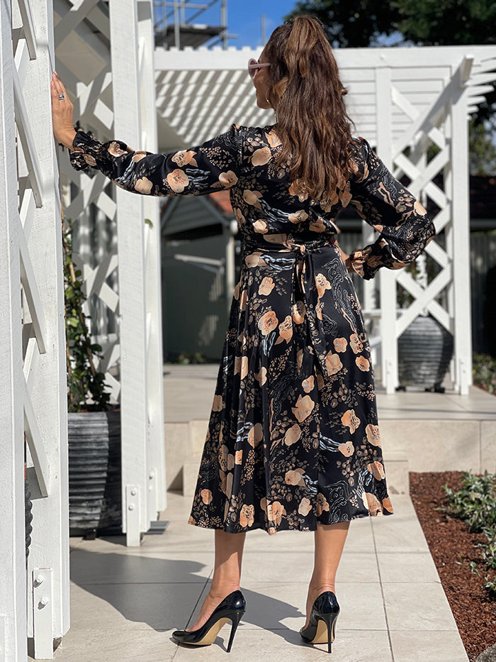 Lahirii Floral Dress