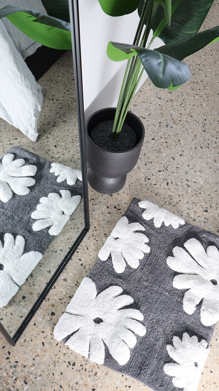 Bloom Bath Mat - Charcoal