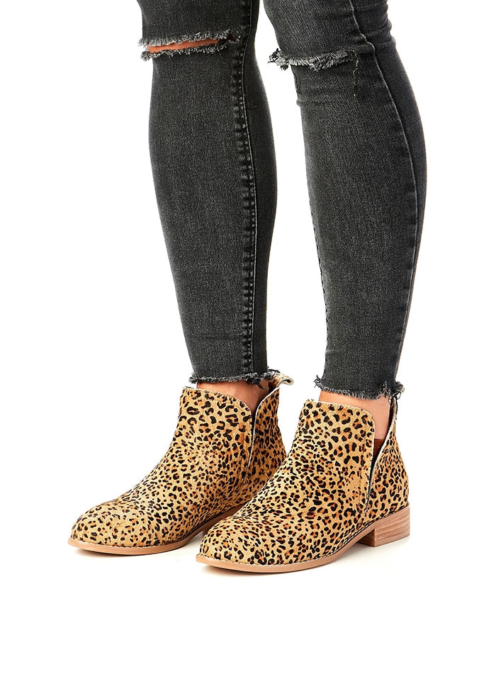 Douglas Boot - Tan Leopard