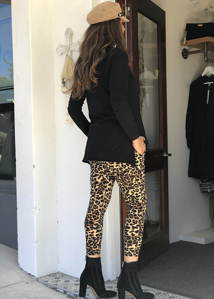 Slight Drop Crotch Pants - Leopard