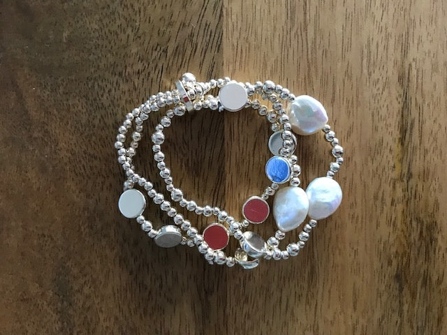 Three Strand Gold and Pearl Braclet
