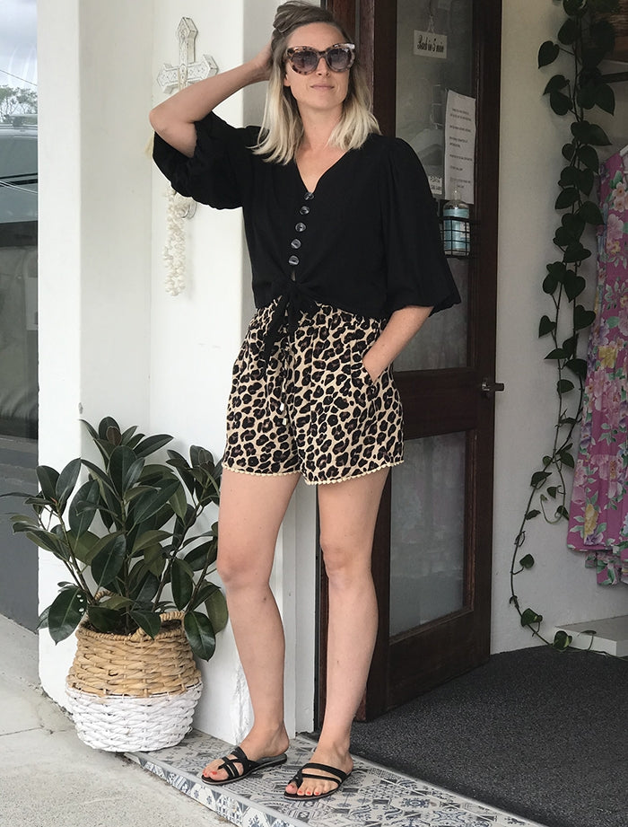 Casual Leopard Shorts