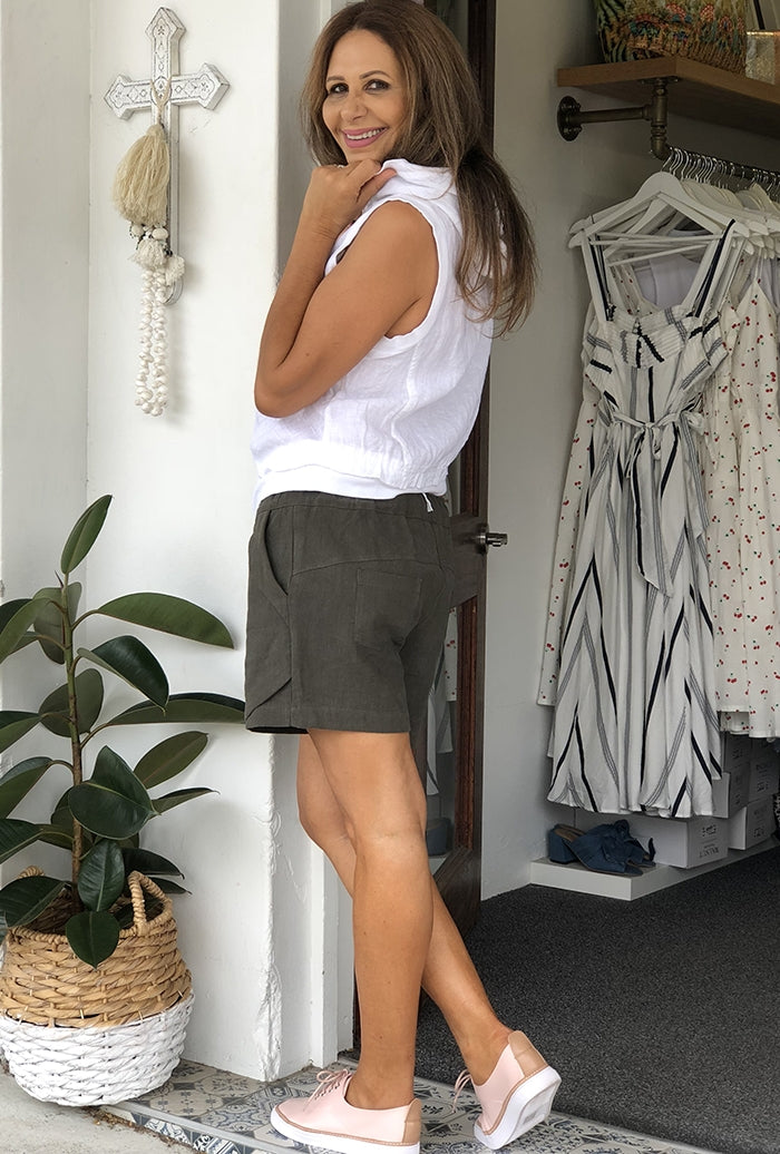 Euro Vest - White