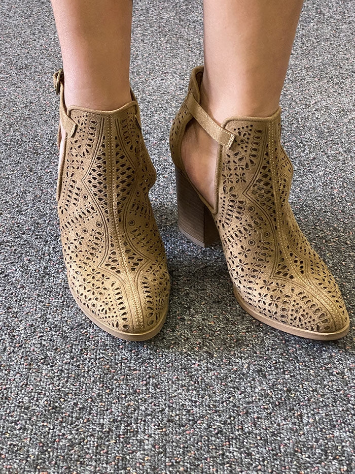 Hazel Boots - Camel