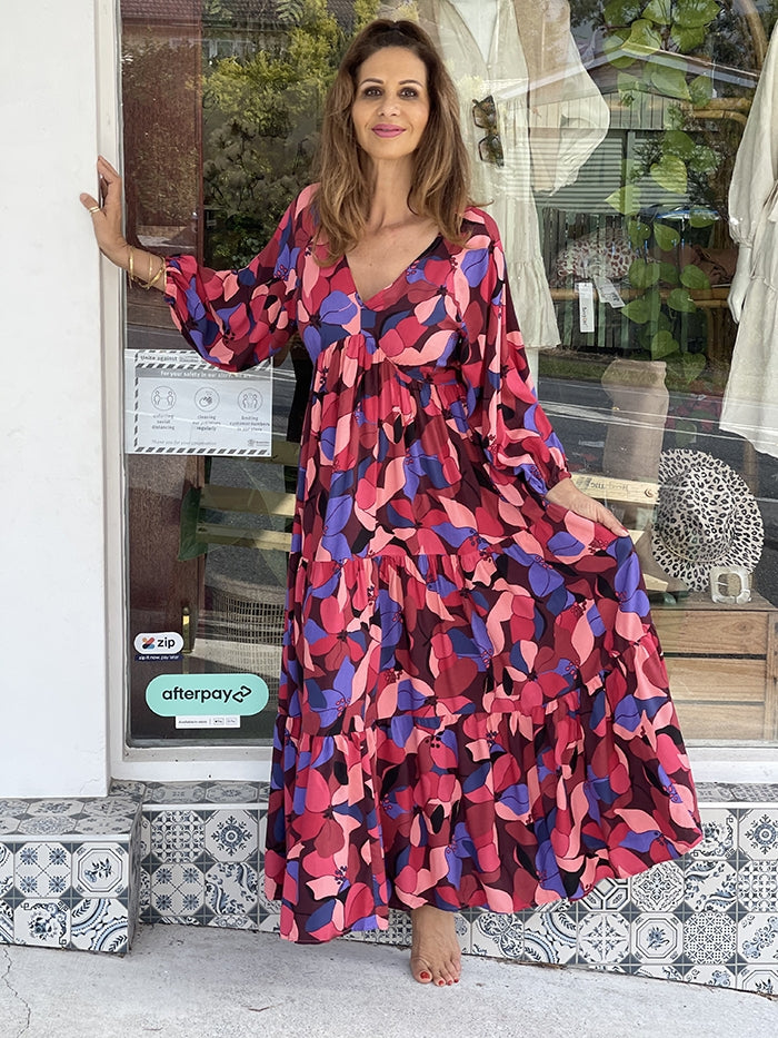 Hollywood Maxi Peak Front Dress