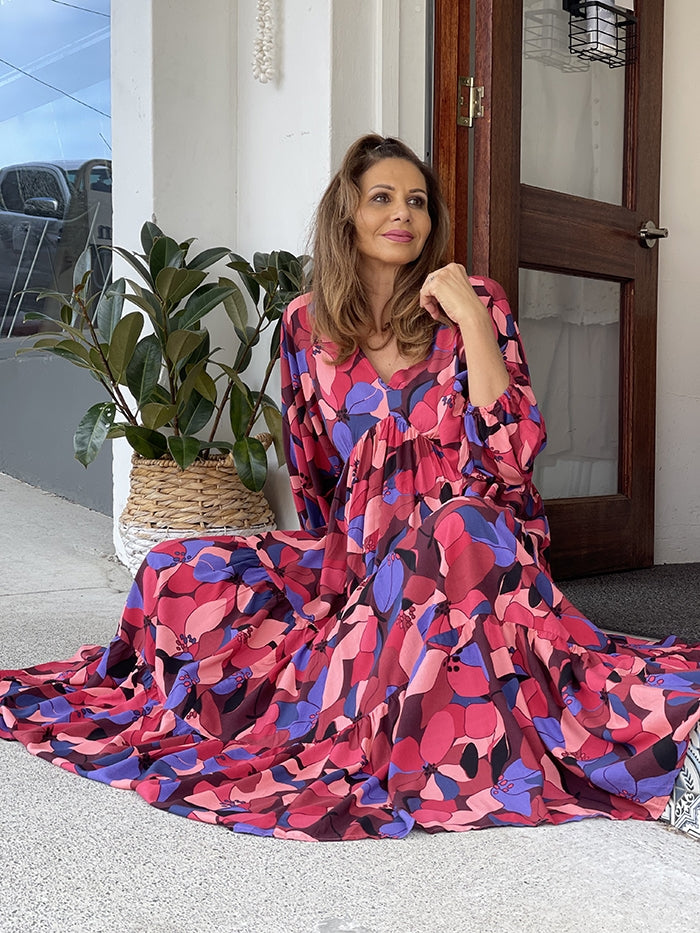 Hollywood Maxi Peak Front Dress