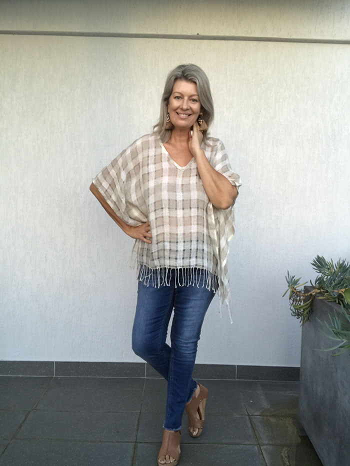 Luccia Poncho