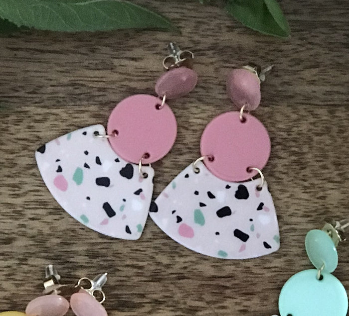 Karina Earring - Pink